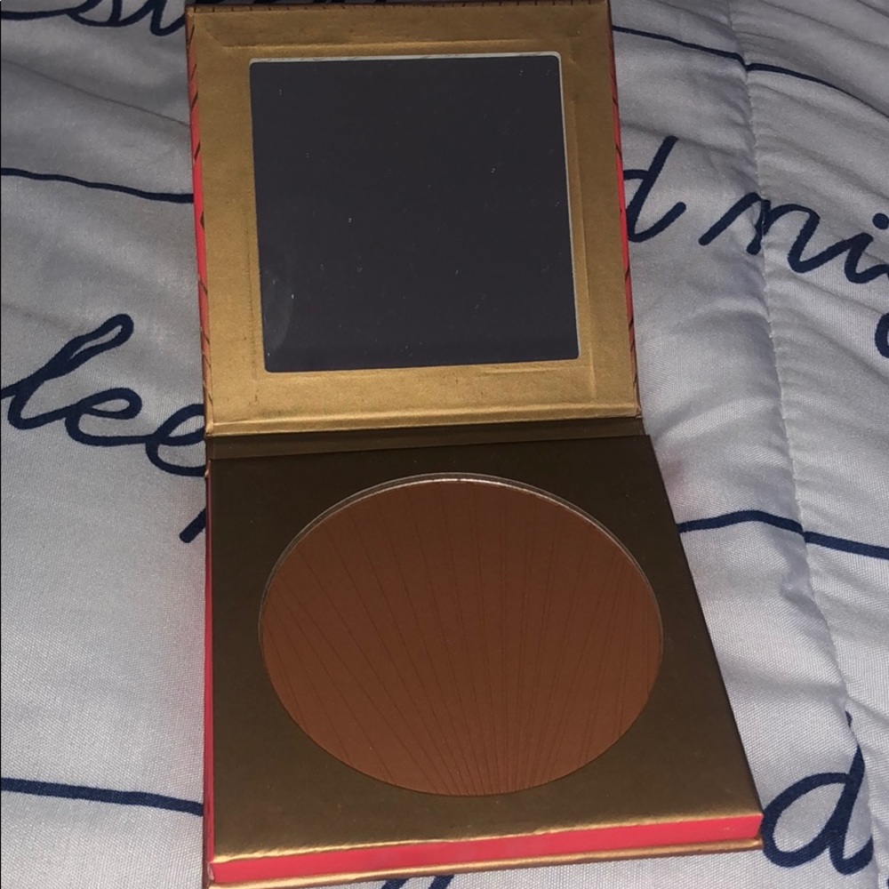 Brand new never used Morphe bronzer